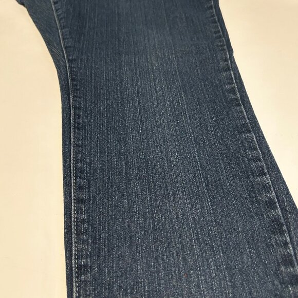 dkin Women's size 18 W Blue High Rise Jeans - Picture 5 of 15